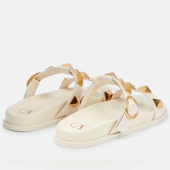 NEW! VALENTINO GARAVANI Roman Stud Leather Slides - Picture 4 of 14